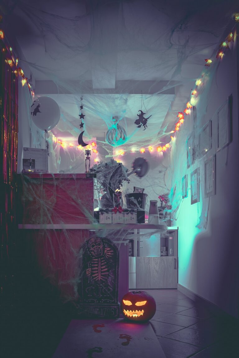 recepcja_salon_masażu_halloween